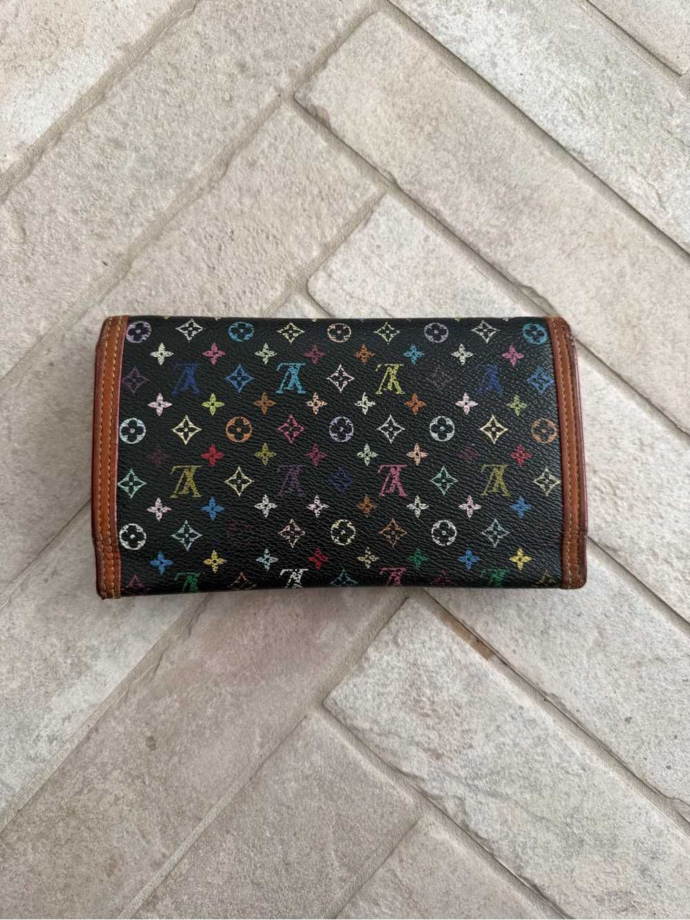 Louis Vuitton x Takashi Murakami Monogram Multicolor Porte-Trésor Wallet - Picture 4 of 16